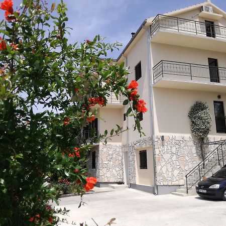 Milosavljevic Apartments Tivat Luaran gambar