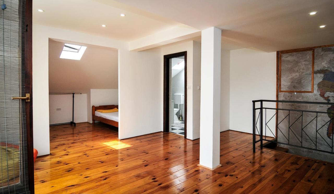 Milosavljevic Apartments Tivat Luaran gambar