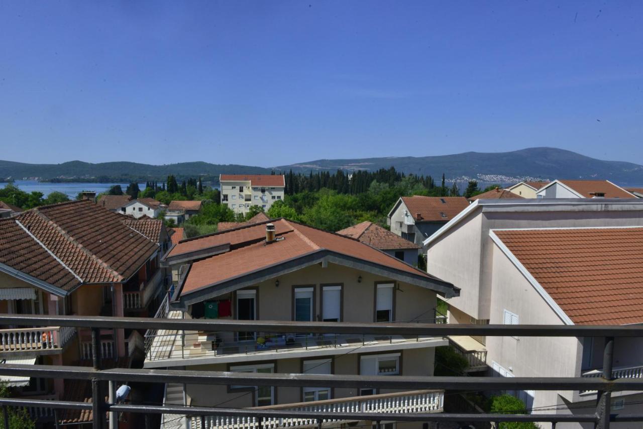 Milosavljevic Apartments Tivat Luaran gambar