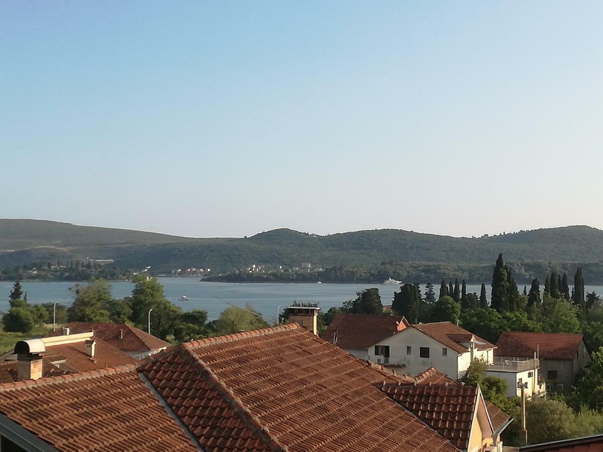 Milosavljevic Apartments Tivat Luaran gambar