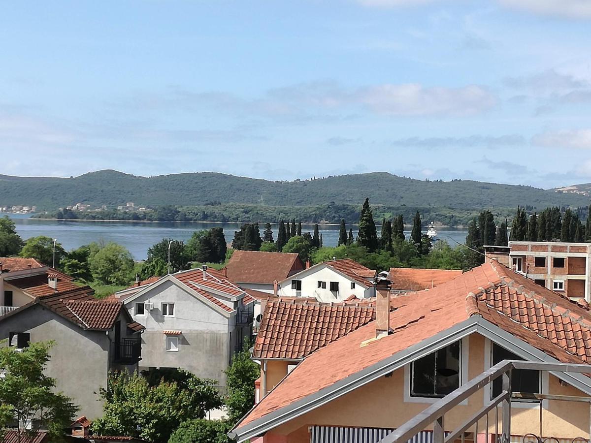 Milosavljevic Apartments Tivat Luaran gambar